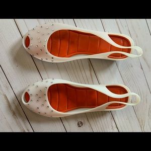 White sparkle open toed sandals